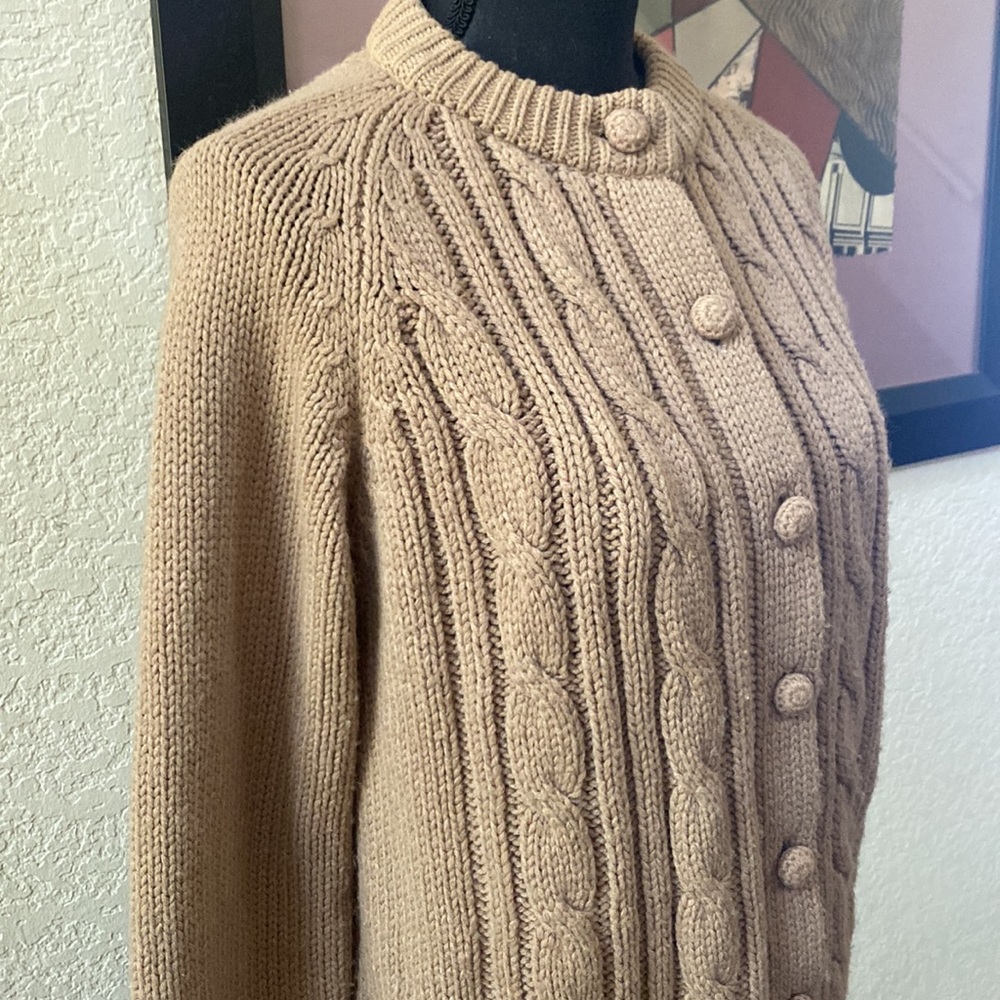 Exclusive Imports Vintage Sweater - Picture 3 of 11